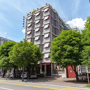 Otel Park Meuble, Como