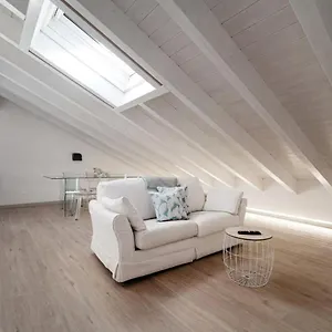 Incanto Del Lago - Lake Cosy Apartment