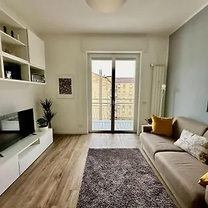 Light Star Apartment