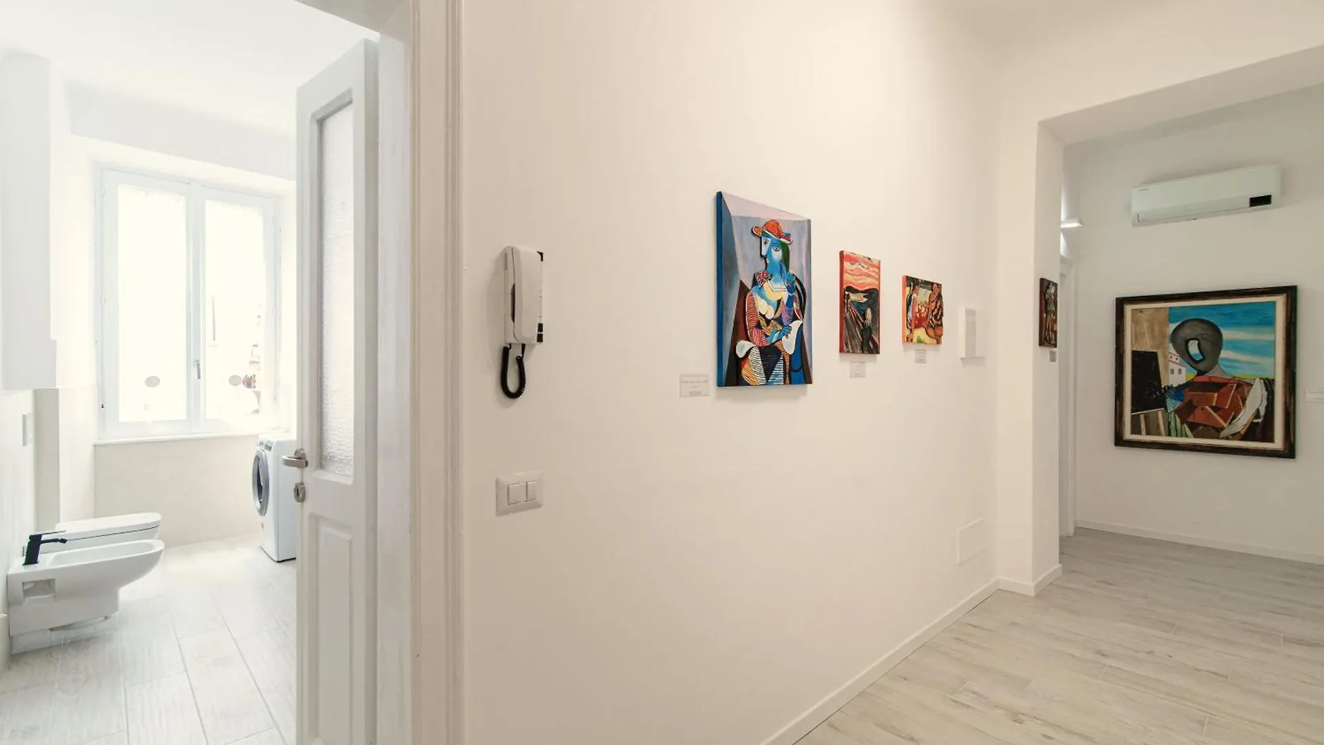 The Gallery Como